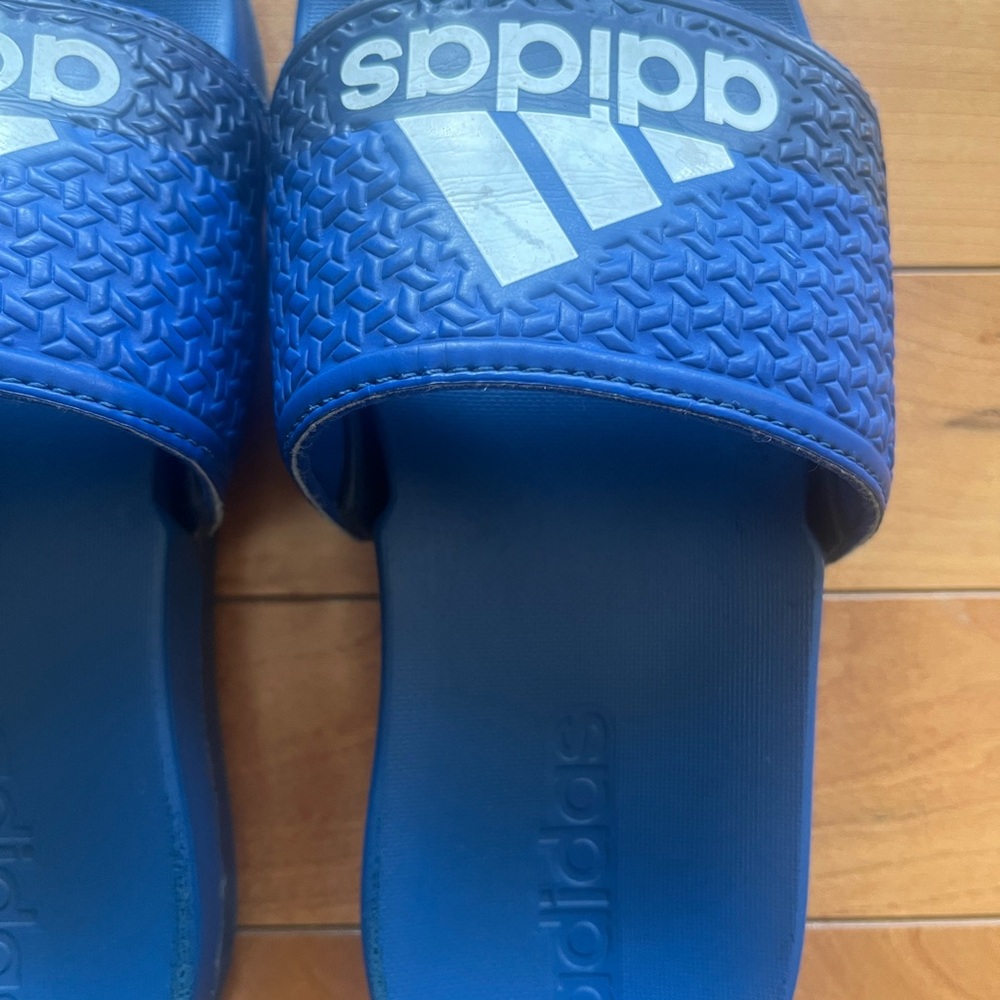 adidas adilette comfort slides 13K - Picture 4 of 10